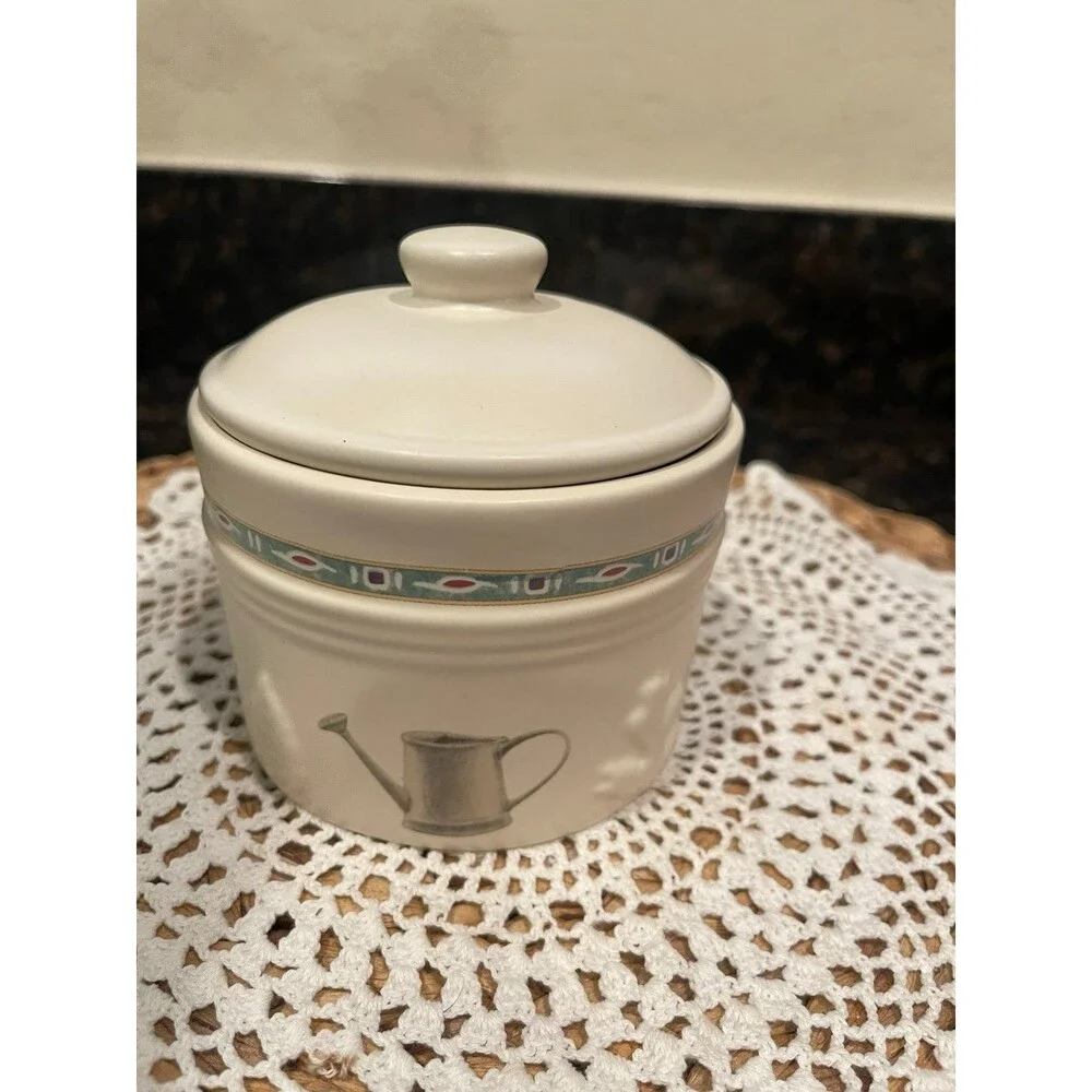 Pfaltzgraff Naturewood cotton ball container